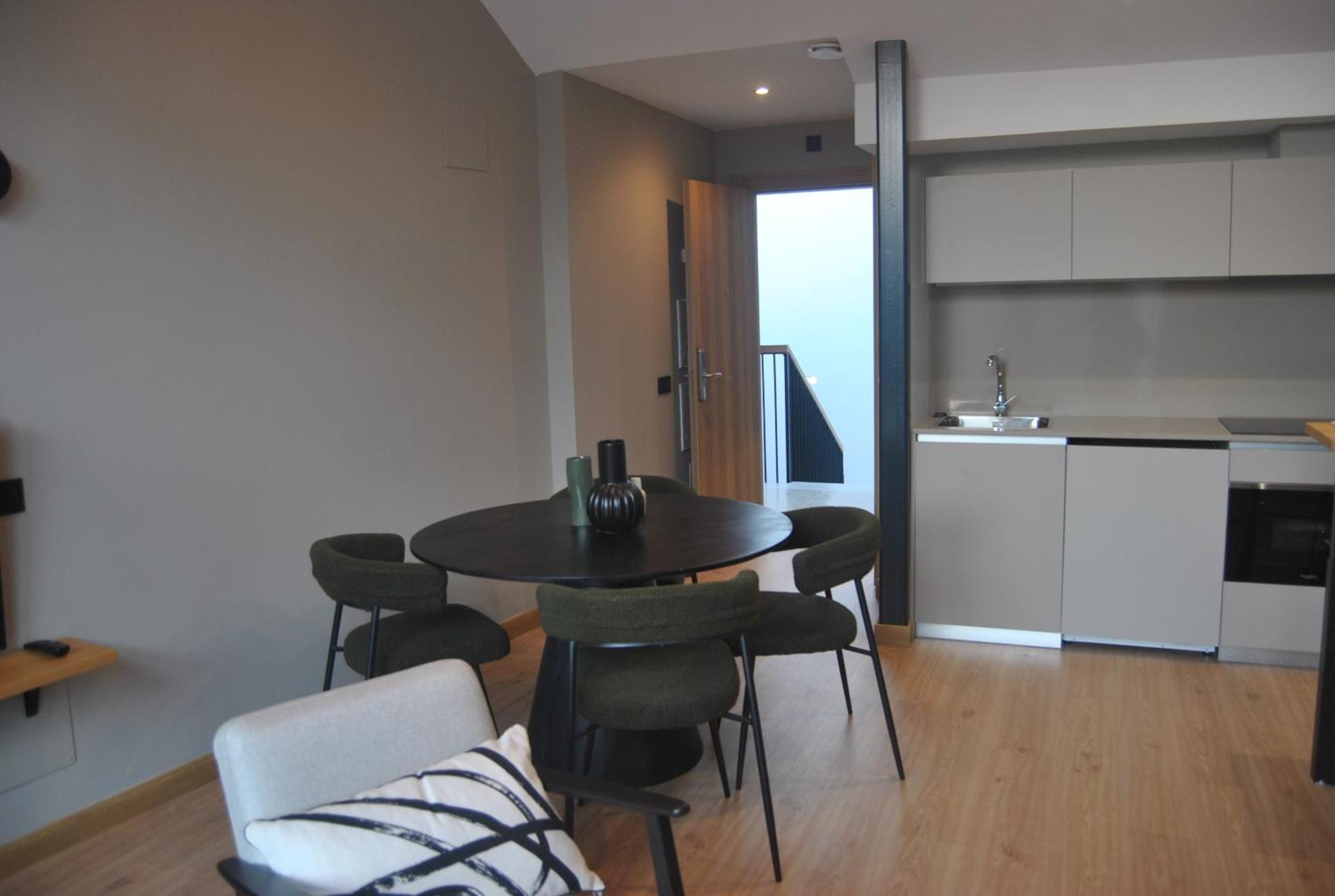 Zalle Apartment *
